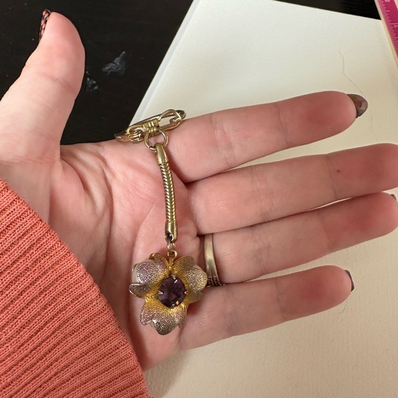 Vintage Gold Pearl Amethyst Flower Keychain - Picture 3 of 7